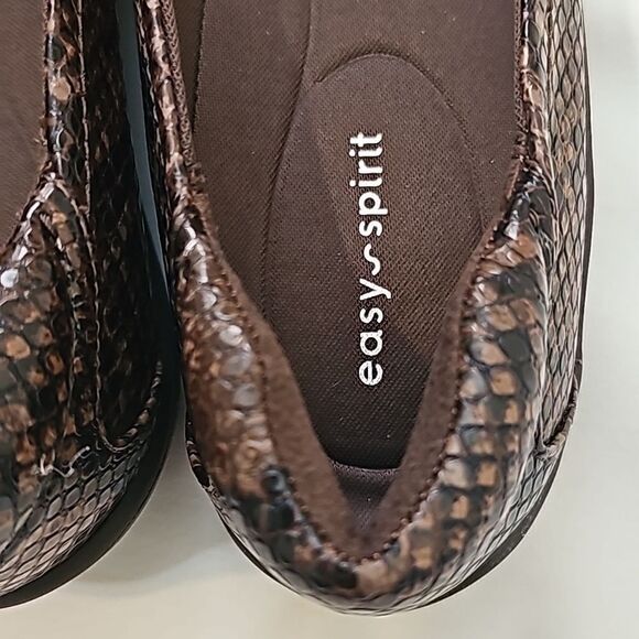 Easy Spirit Gabbie 3 Brown & Black Snake Print Slip On Ballet Flat 9.5 W - Picture 3 of 7